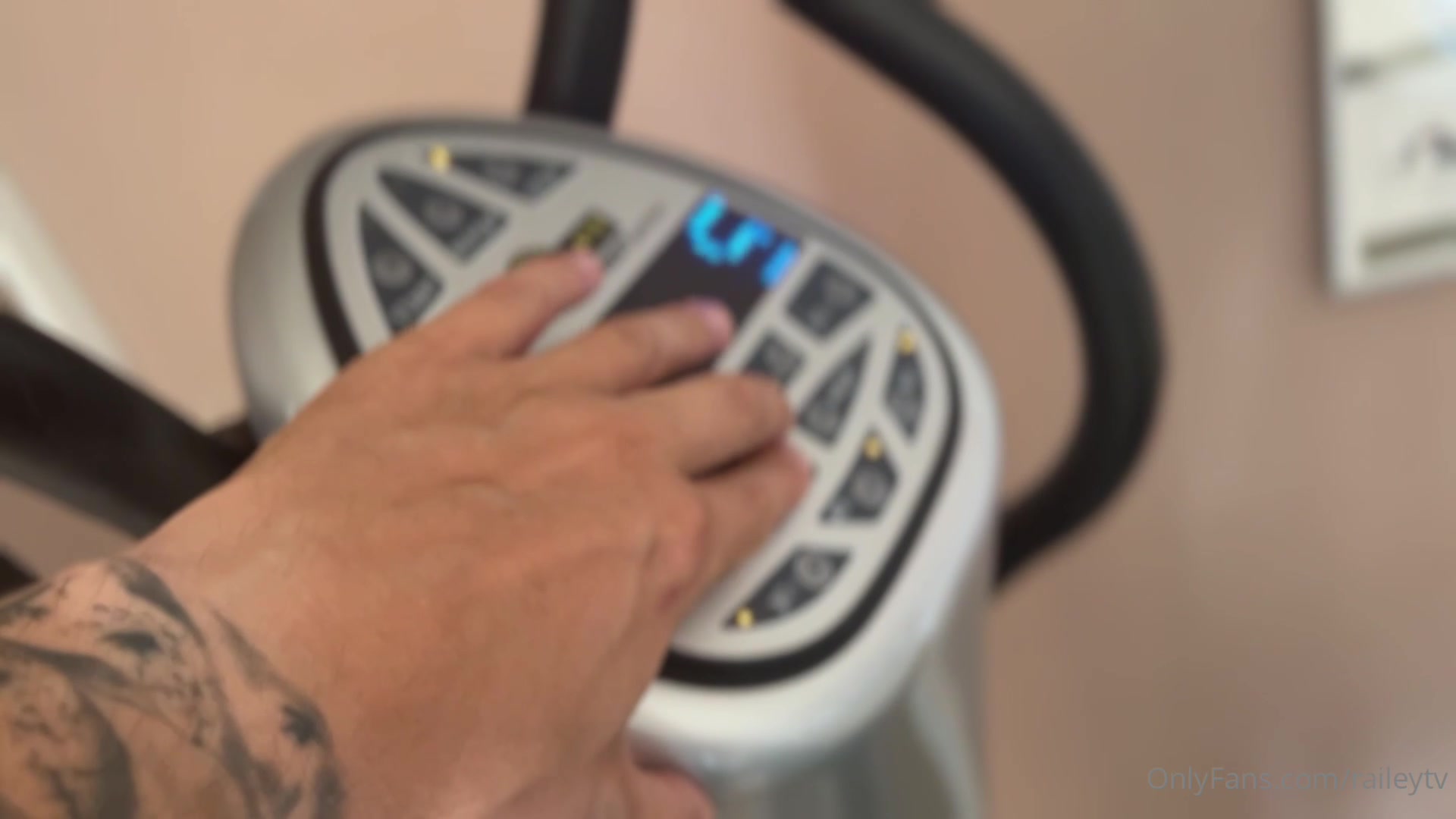 Do You Want To Become My Gym Buddy?