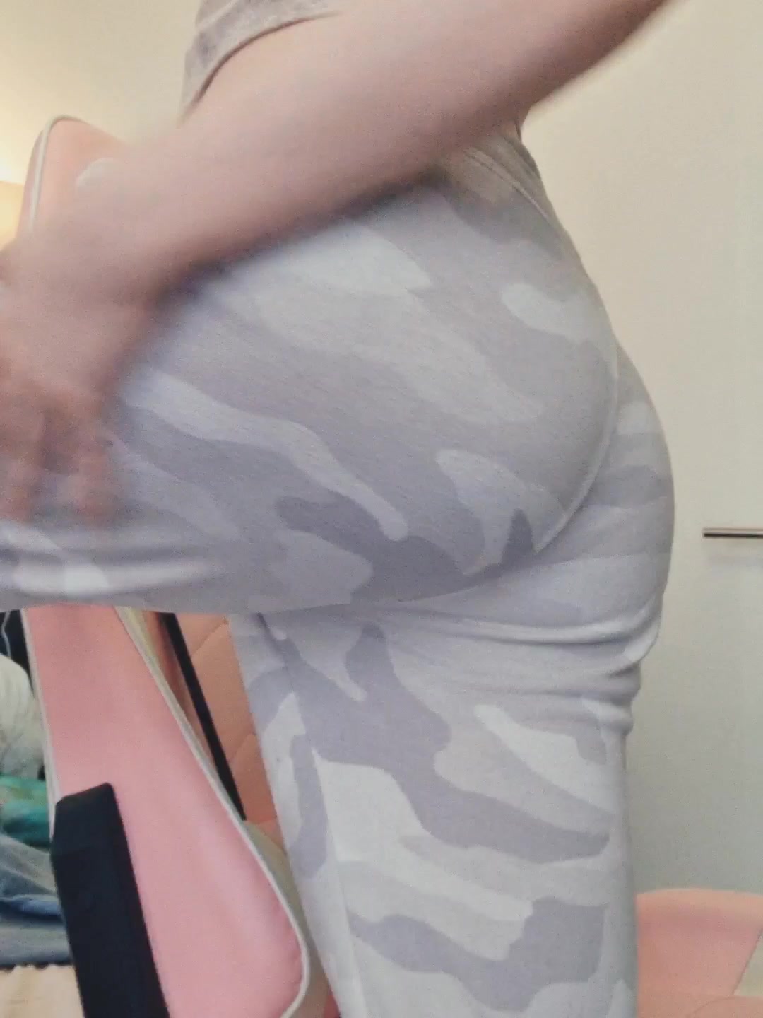 'Bout To Go Out And Get My Nails Done And Noticed How Fat My