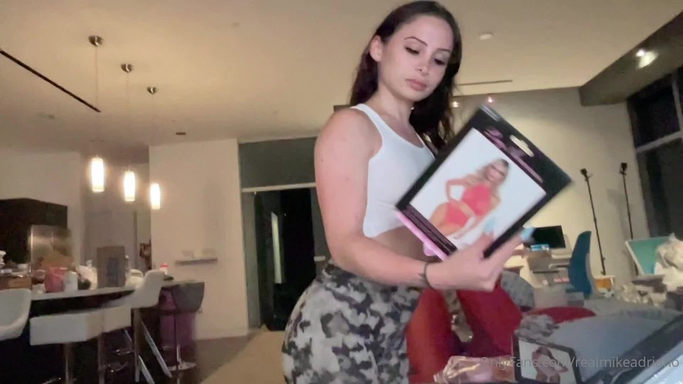 Booty Call With Mia Moore - @Moorelovexo