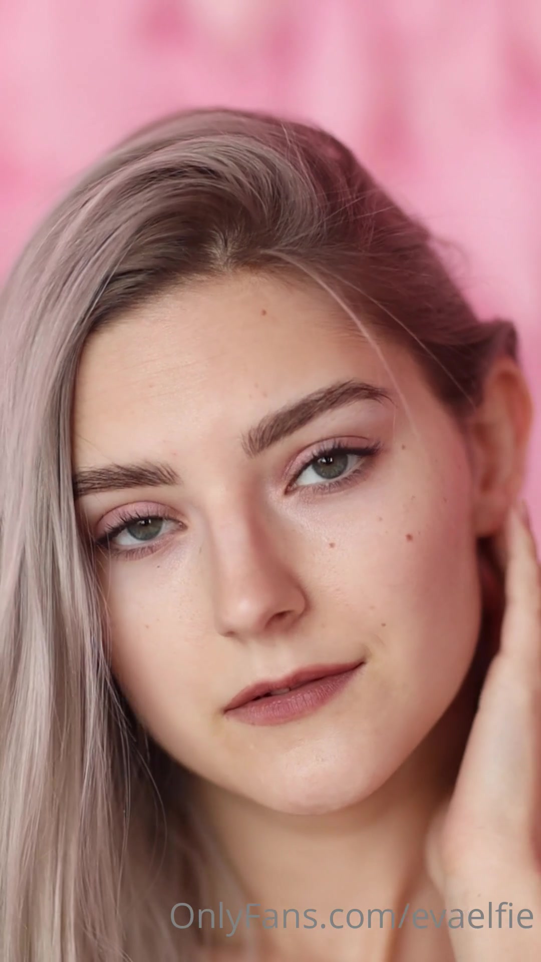 Guys, A Hot B/G Video Is Waiting For You In Dm