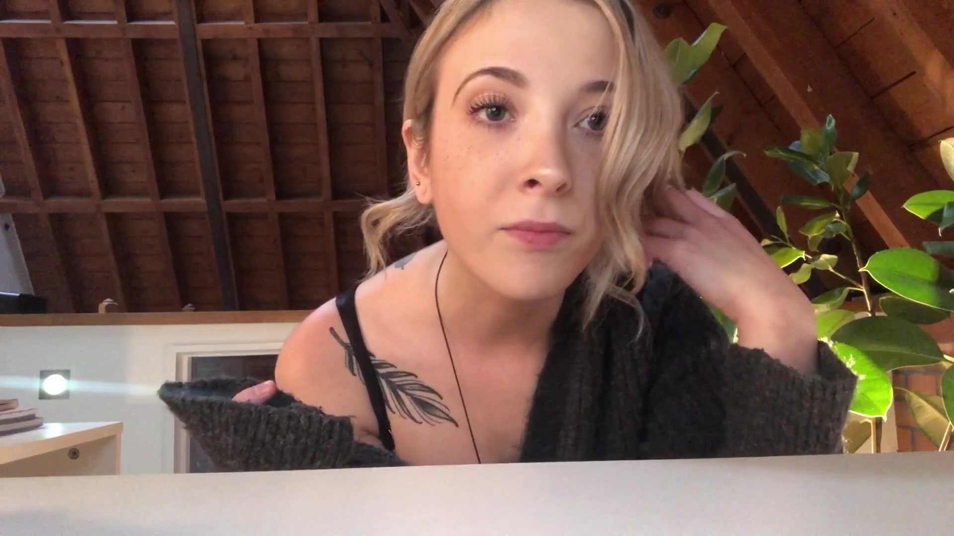 A Full Length Video To Wish You A Happy Weekend!