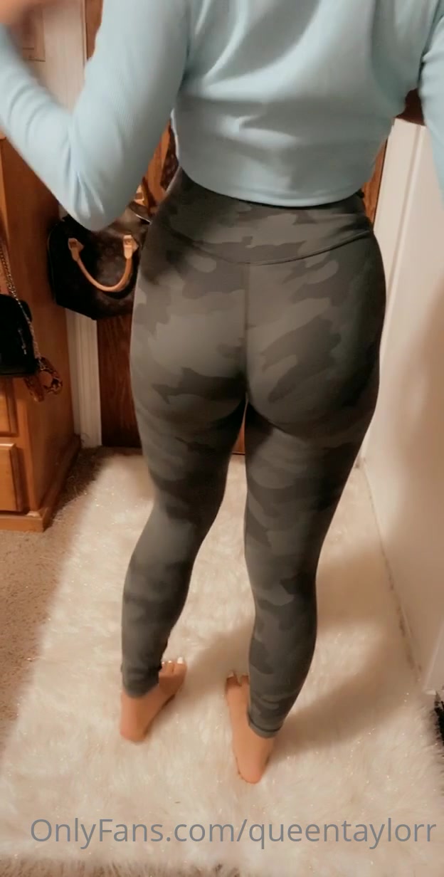 Jiggly Booty And Titties