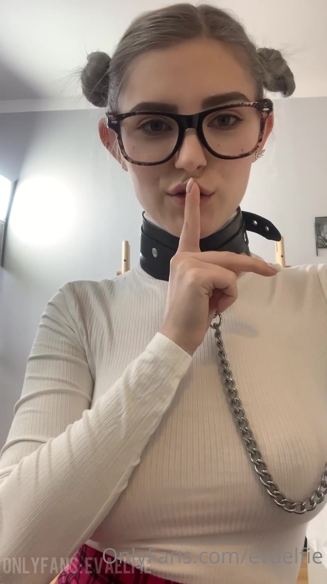 Backstage From "Virtual Taboo" ?