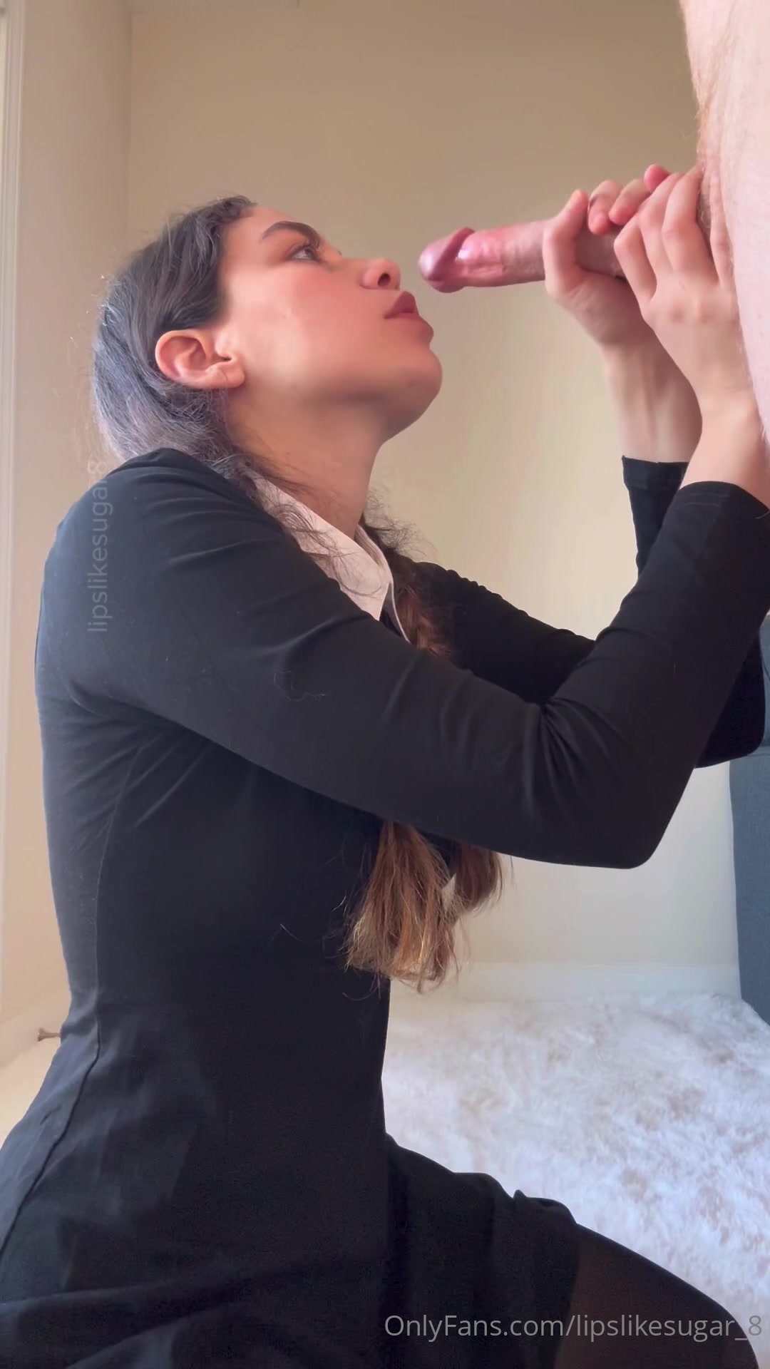Anya Sucks Cock