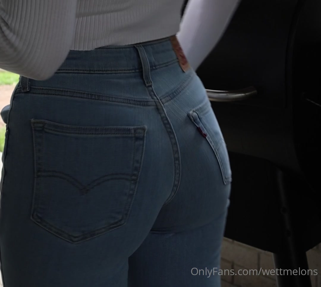 I Wanted To Get A Good Booty Shot For This Bbq Video But My