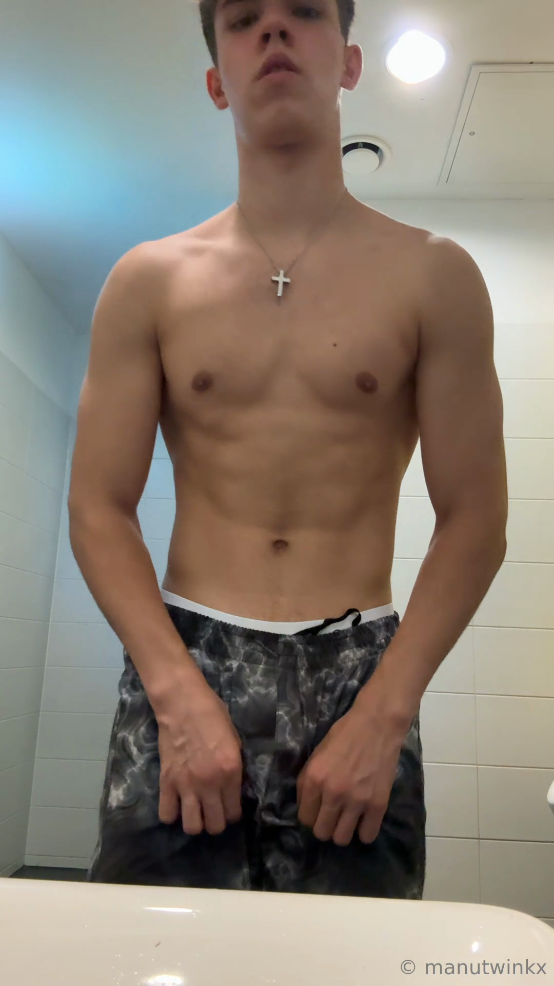 Who Would Whorsip My Body ?