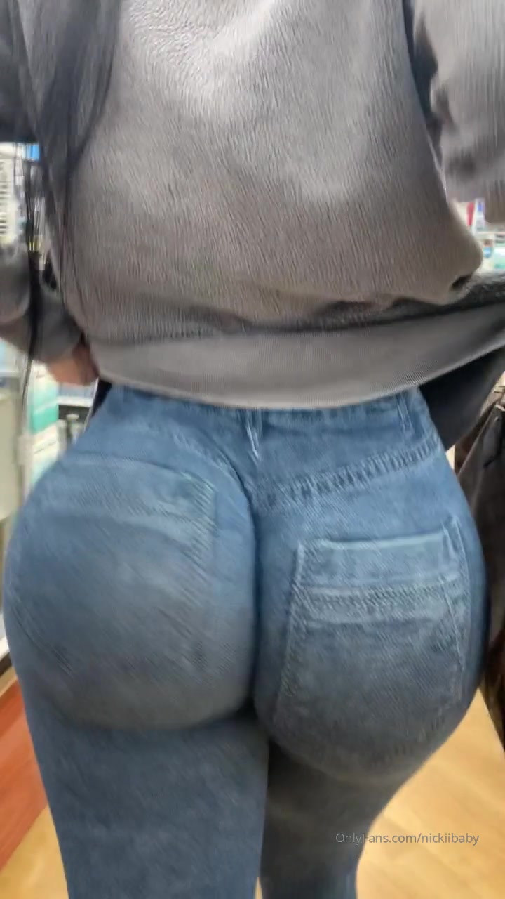 Hey Babes Should I Post This Walk Video On My Ig?