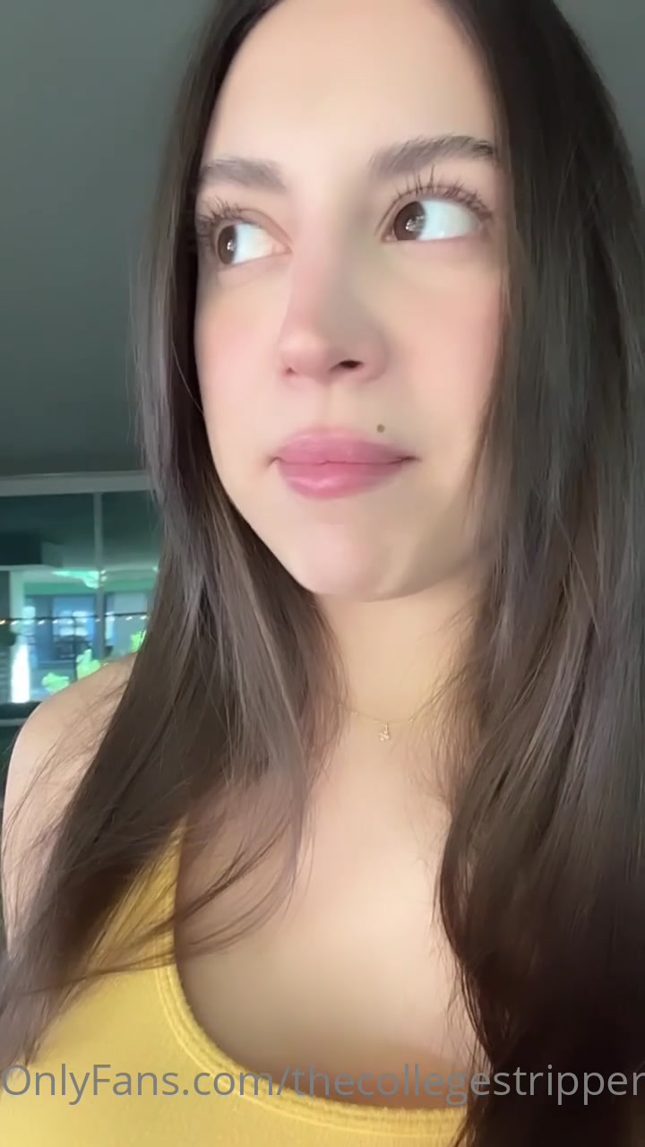 My Neighbor Is So Friendly And Sooooo Fucking Hot