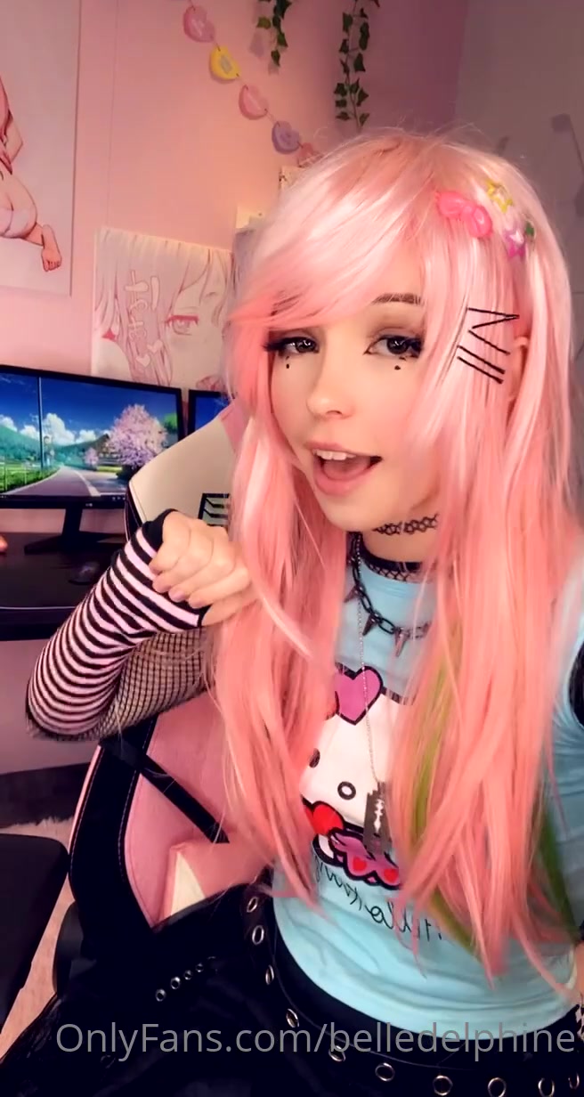 Just Singing To A Bunch Of Cringe Songs 5/6