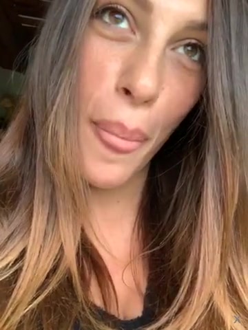 Ce Soir Une Actrice Dort A La Maison.. Trouverez Vous Son Nom ?