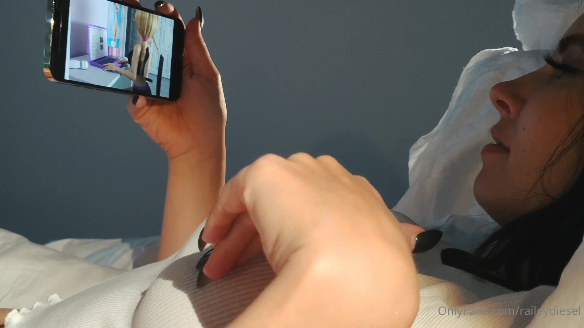 Is Anyone Into Cartoon Porn?