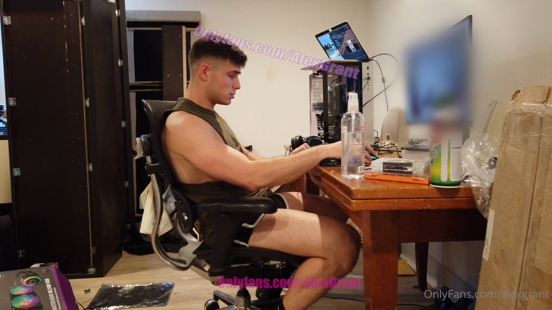 I Got Pretty Horny While Editing A Custom Video For A Fan