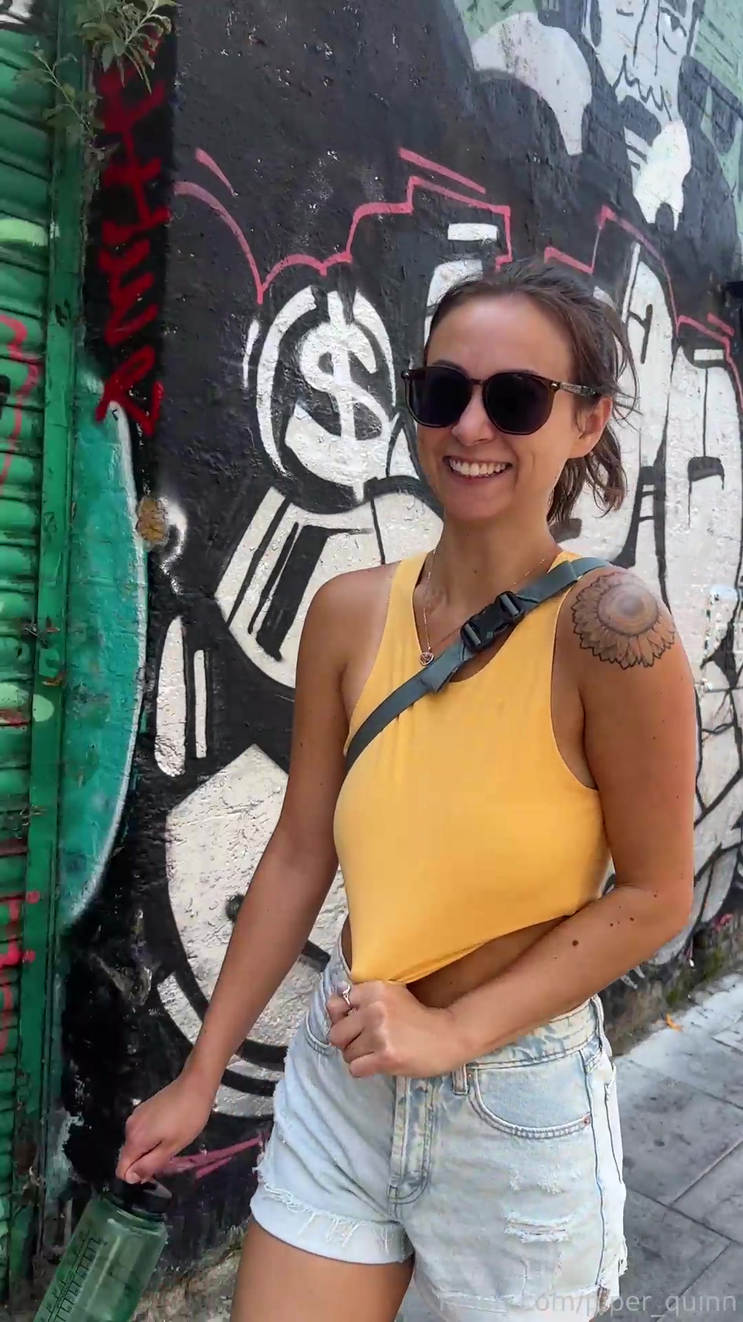 Just Wanna Travel The World And Flash Everywhere I Go 2/3