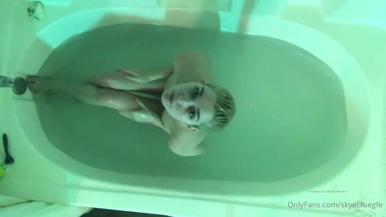 Bath Tease