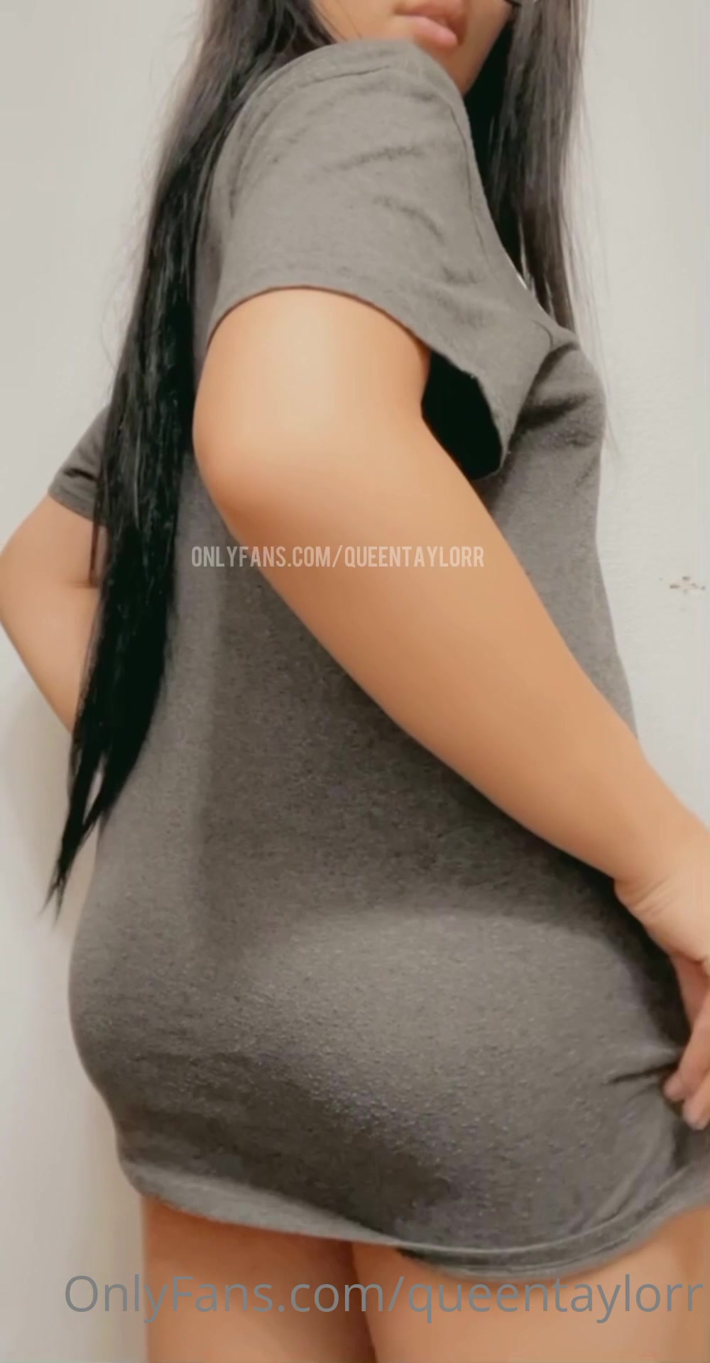 Does My Ass Look Like A Breedable One?