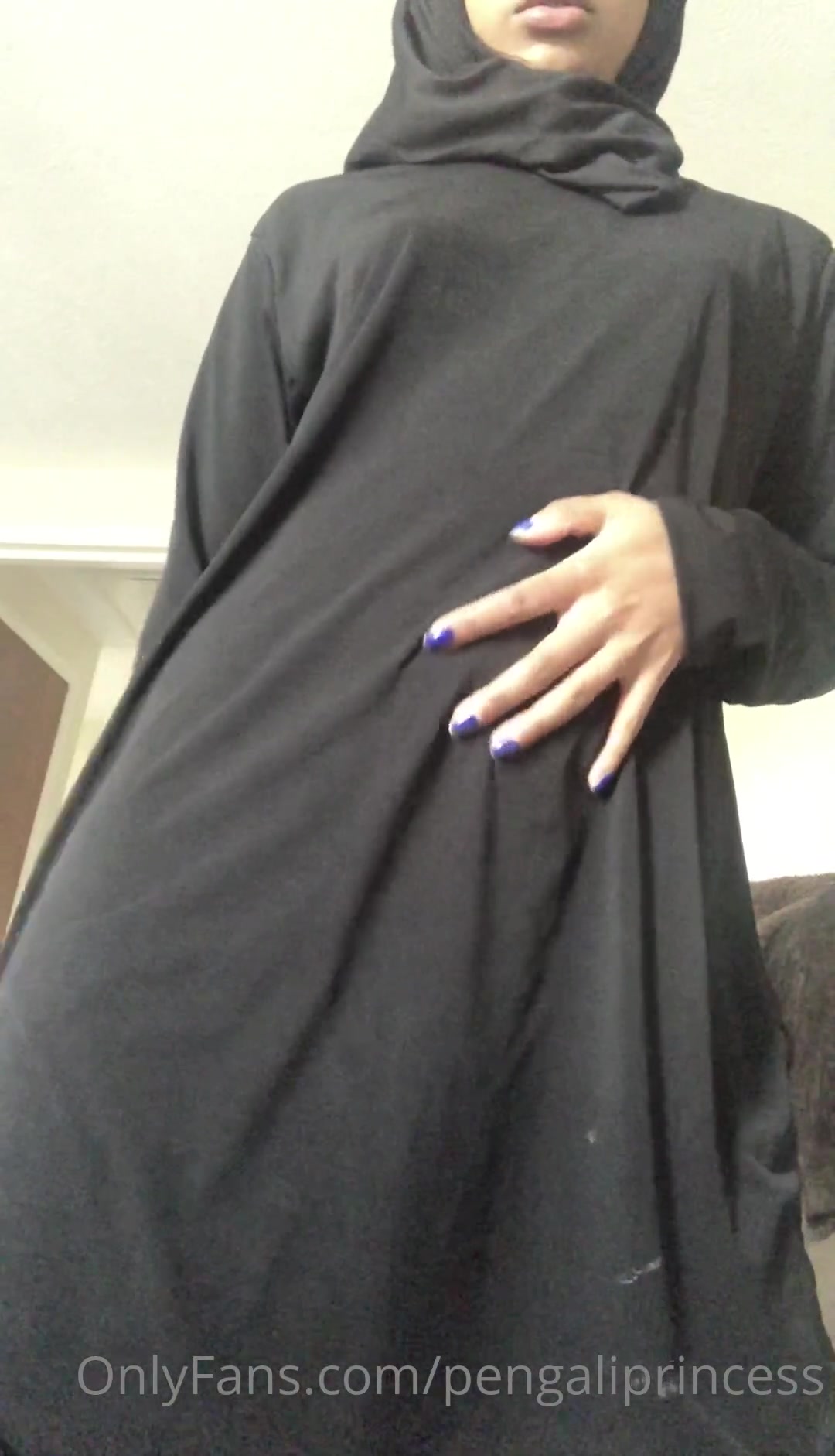 Who Likes My Cum Stained Abaya X