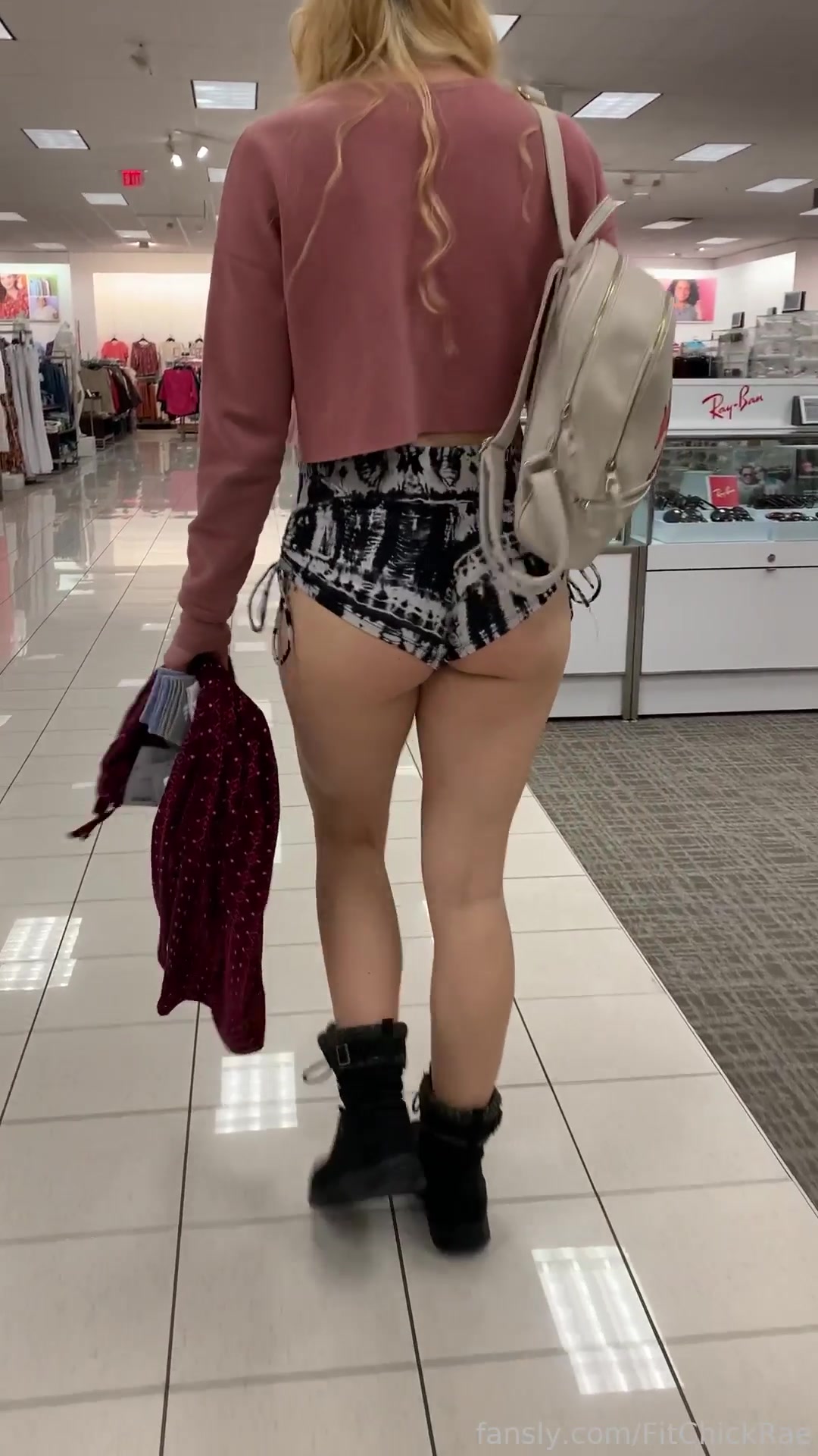 I Forgot To Put Flashing On The Poll, But I Imagine You're Here For It