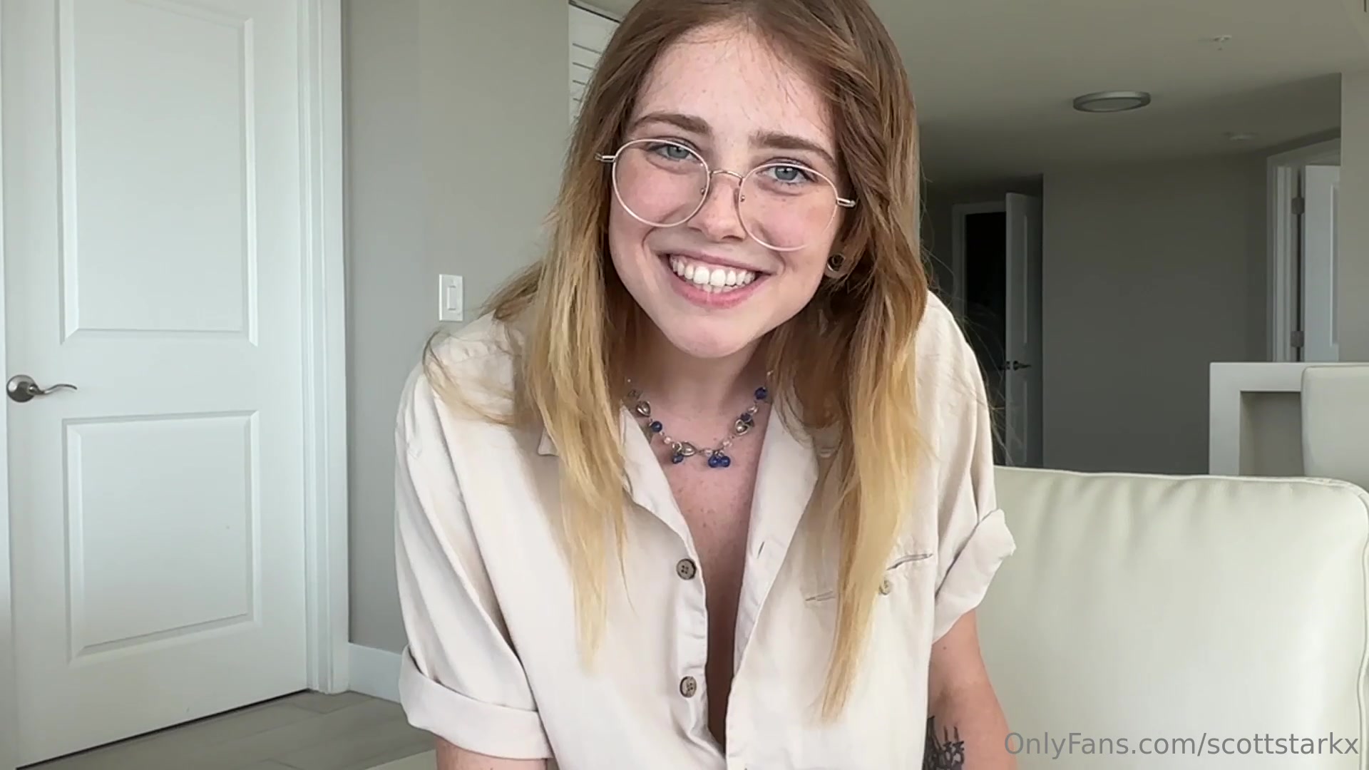 Tomboy Best Friend Proves She's Not Gay ~ Lucy Foxx ~