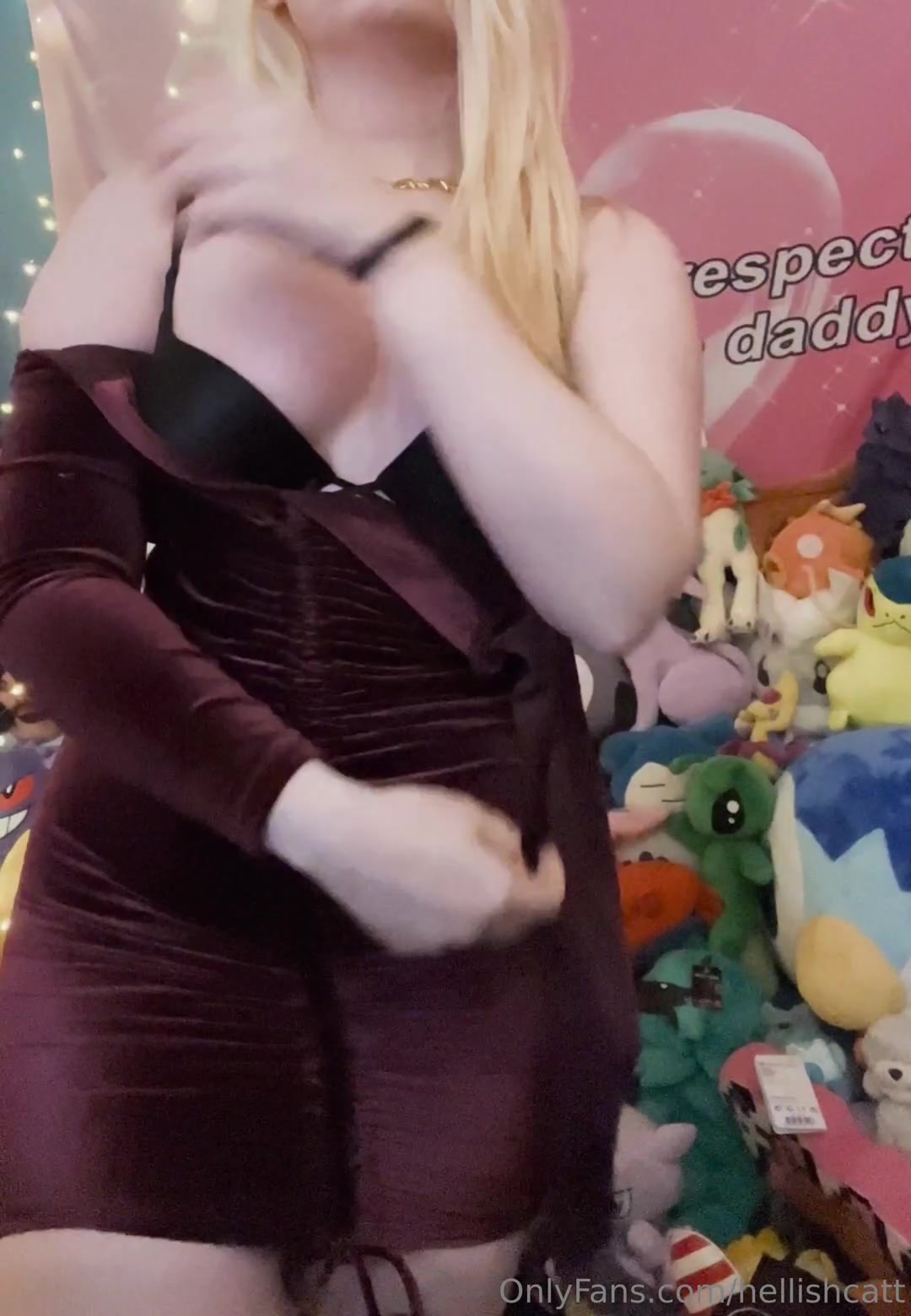 Undressing :3