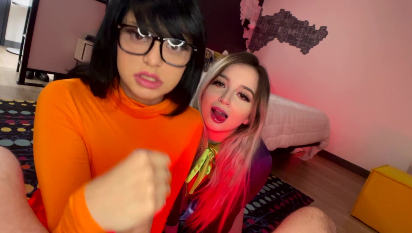 Sploogy Snacks!The Scooby Doo XXX Parody