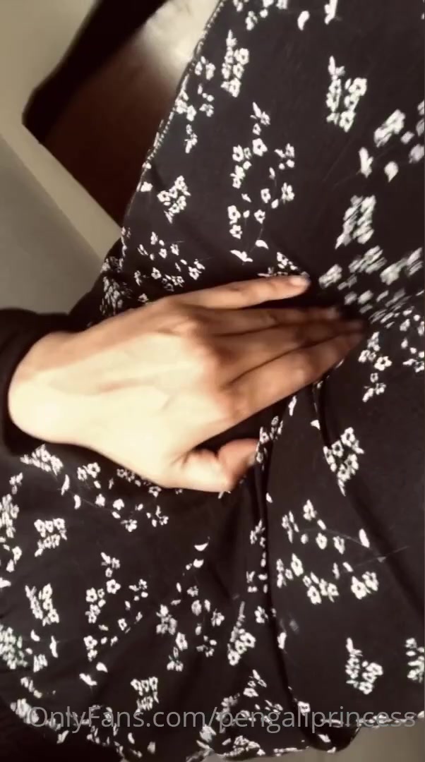 My Boss Makes Me So Horny I Had To Go Home On My Lunch Break To Finger Myself Wishing It Was Him Fingering Me And Sliding His Big Cock In Me And Fucking Me Over His Desk. I Know I Make Him Very Very Hard